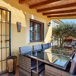 Gardenia - Private Garden Villa *